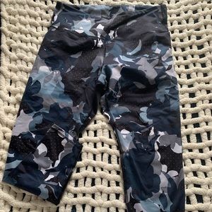 Old Navy Active Leggings